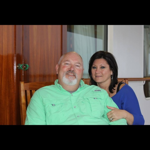 Meet your Posher, Bobby - Picture 4 of 7